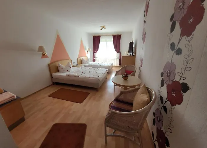 Waldpension Am Koepfchen * Kurort Steinbach-Hallenberg